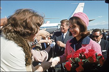 Jackie Kennedy pink suit 1963