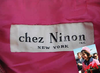 Jackie Kennedy's pink suit II chez Ninon label
