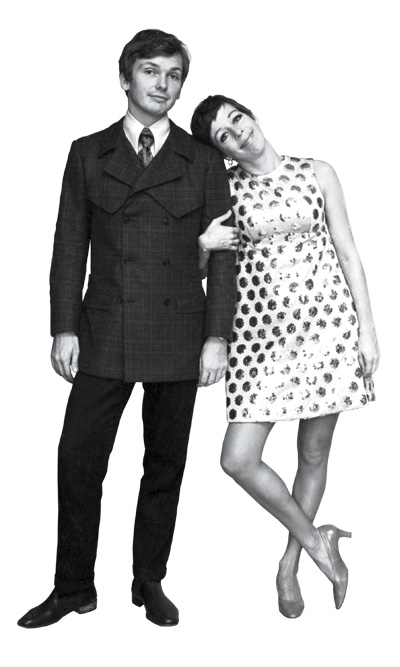 Fashion designer, Bob Mackie, AKA "The Rajah of Rhinestones" or "The Sultan of Sequins" with TV comedienne, Carol Burnett, with whom he worked from 1967-1978. Photo 1967. Courtesy Bob Mackie.